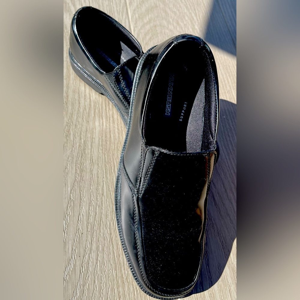 Men’s dress shoes